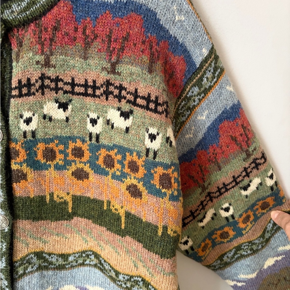 Icelandic Design Wool Cardigan Sweater - Picture 3 of 8
